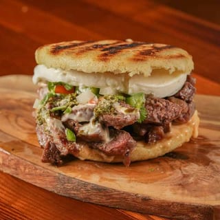 Arepas Rellena Chorizo