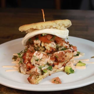 Arepas Rellena Pollo
